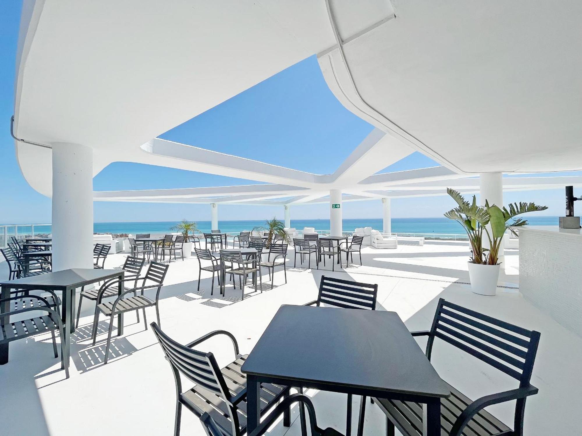 Global Properties, Apartamento De 2 Habitaciones Con Gran Terraza En Gran Canet Canet d'En Berenguer Luaran gambar
