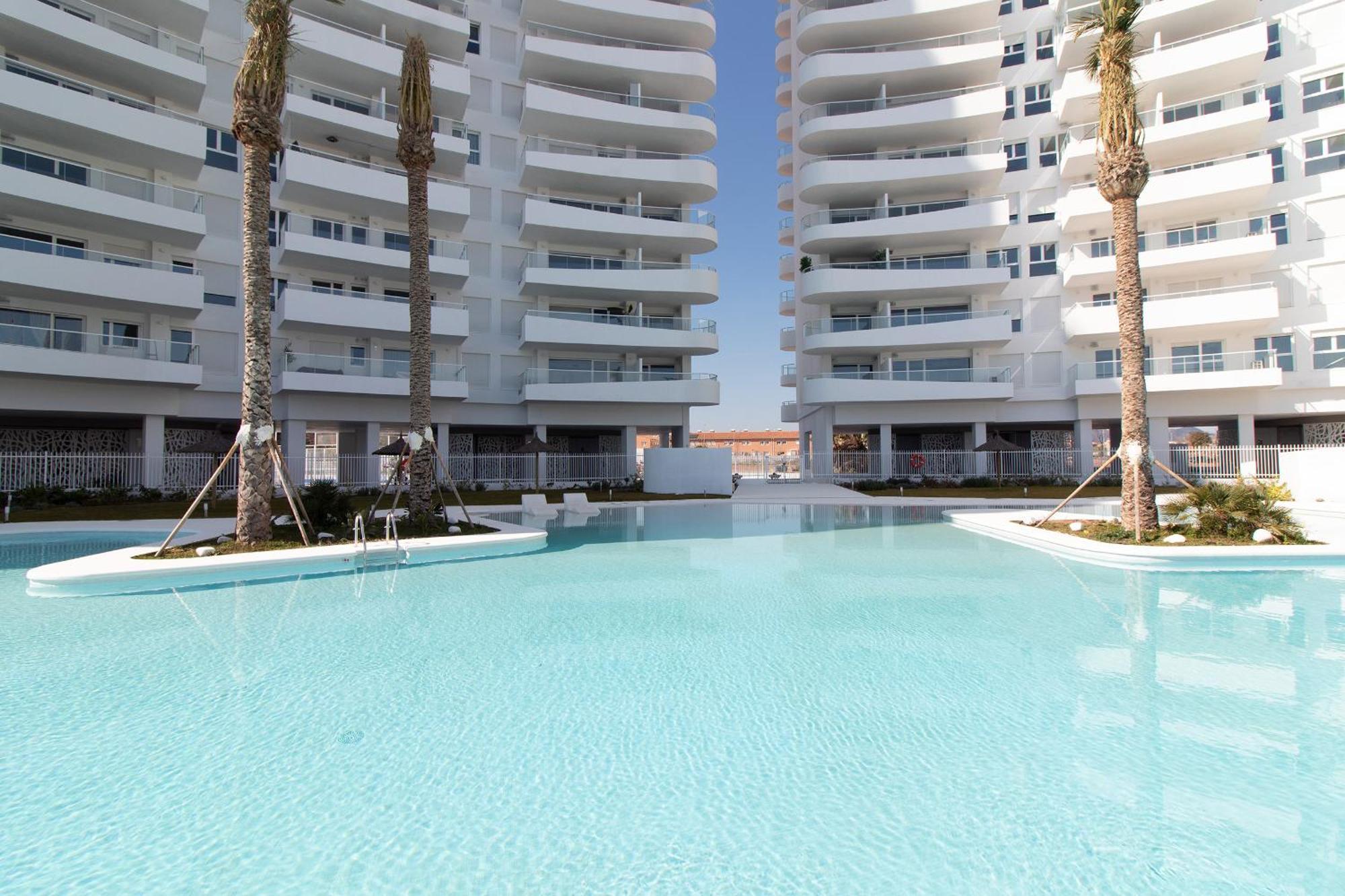 Global Properties, Apartamento De 2 Habitaciones Con Gran Terraza En Gran Canet Canet d'En Berenguer Luaran gambar